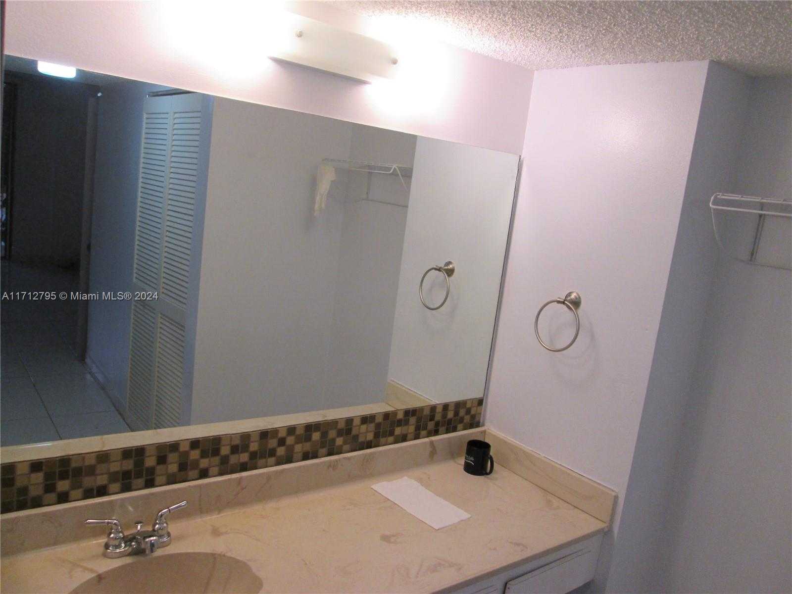 Small Image of 290 174TH ST #404, Sunny Isles Beach Number 24