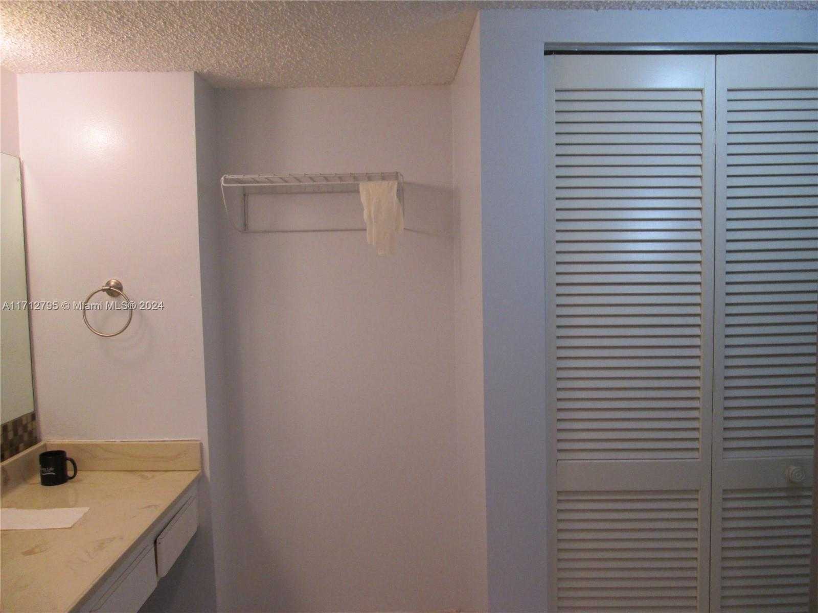 Small Image of 290 174TH ST #404, Sunny Isles Beach Number 25