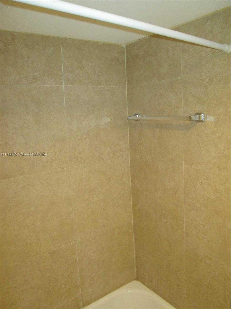 Small Image of 290 174TH ST #404, Sunny Isles Beach Number 33