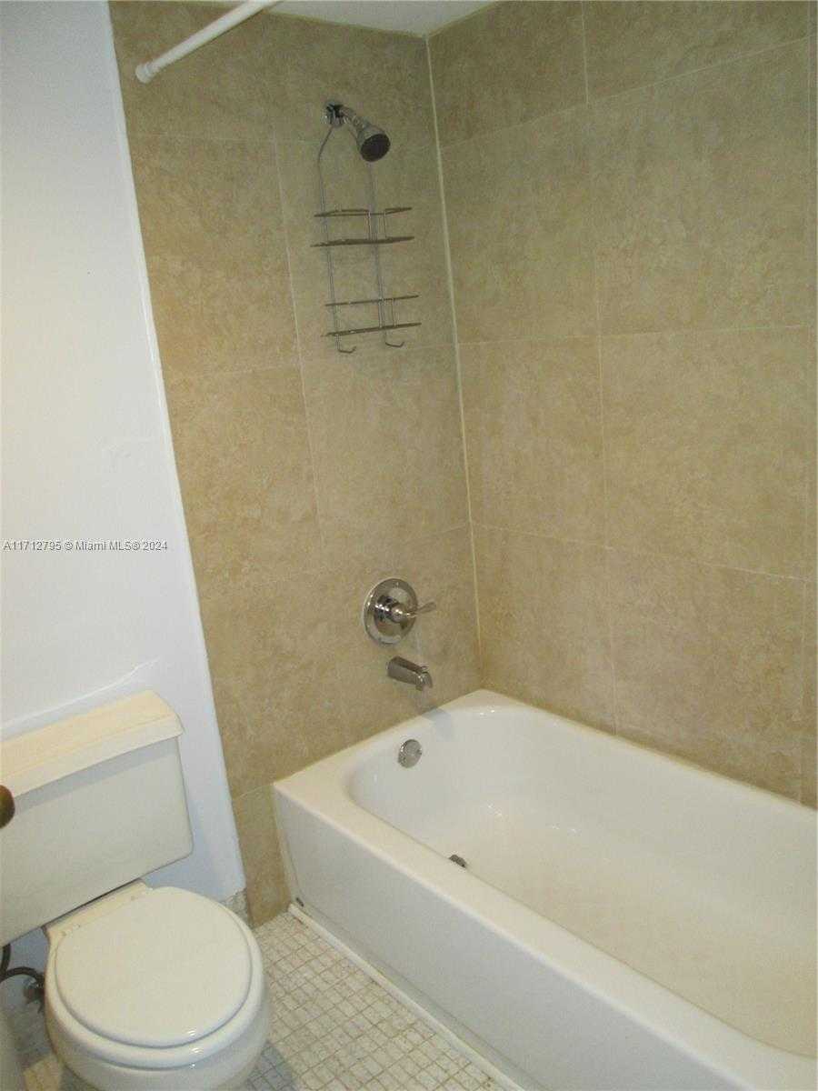 Small Image of 290 174TH ST #404, Sunny Isles Beach Number 35