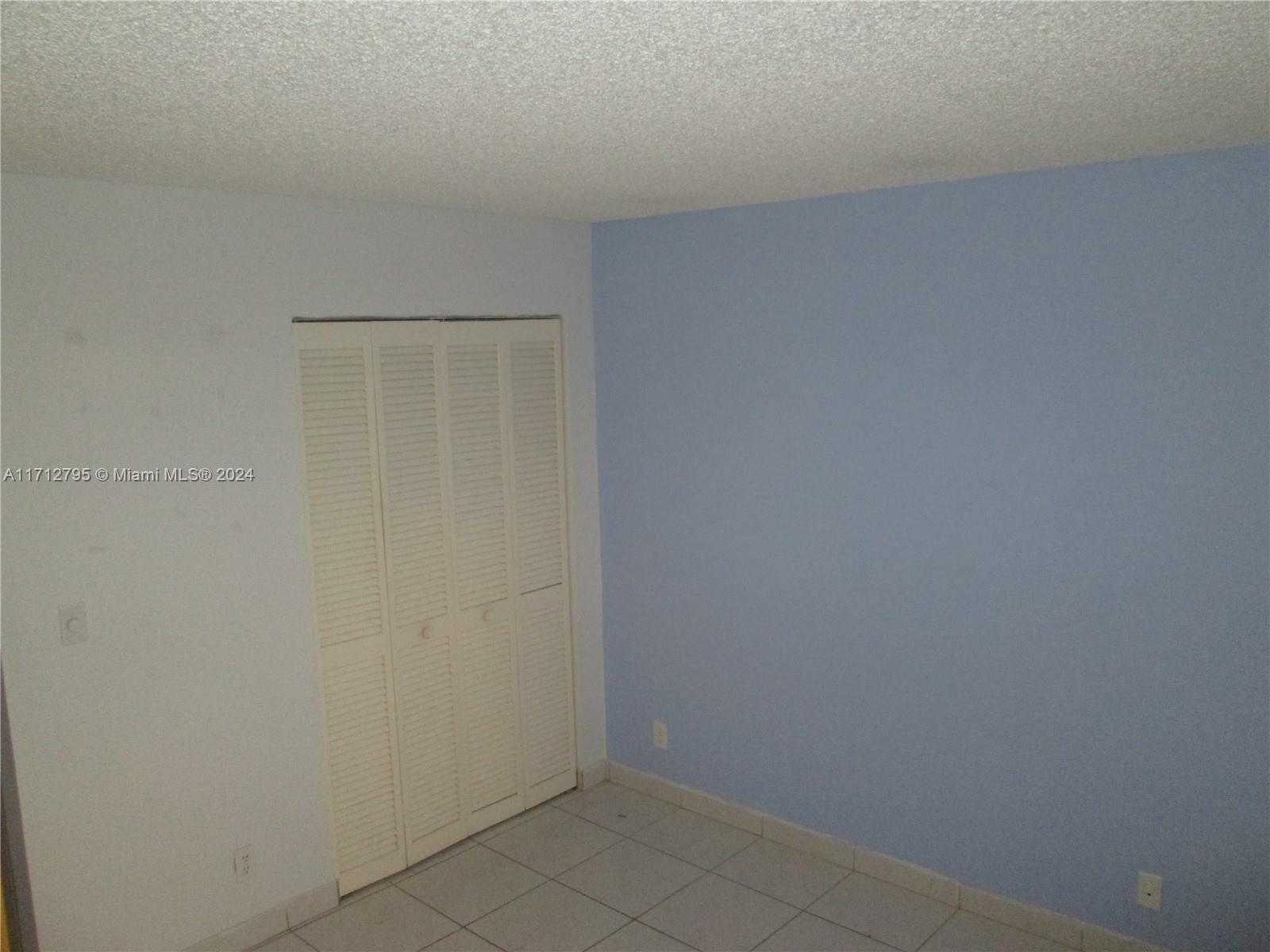 Small Image of 290 174TH ST #404, Sunny Isles Beach Number 5