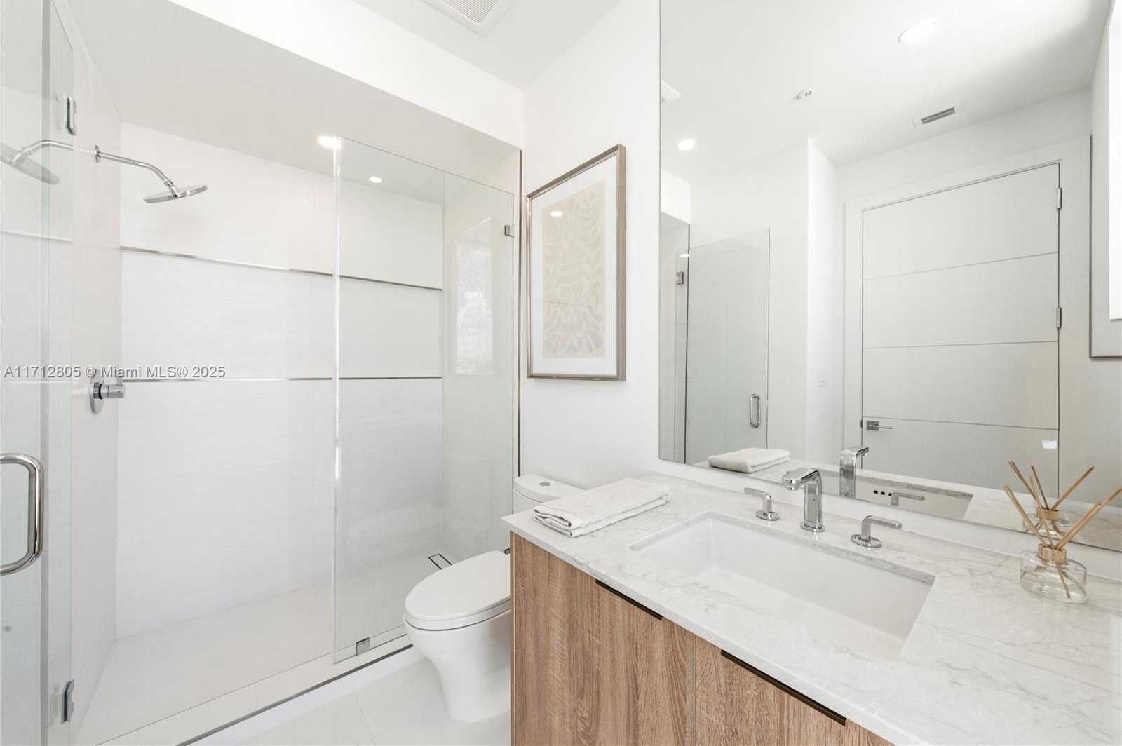 Small Image of 4014 NORTH EAST 167 ST, North Miami Beach Number 54