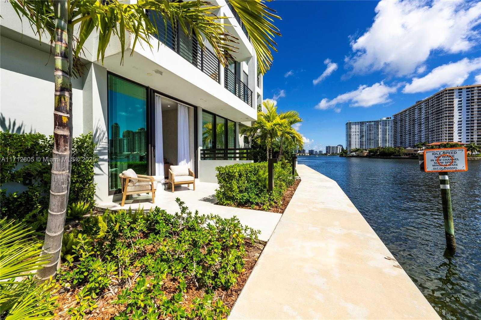 Small Image of 4014 NORTH EAST 167 ST, North Miami Beach Number 55