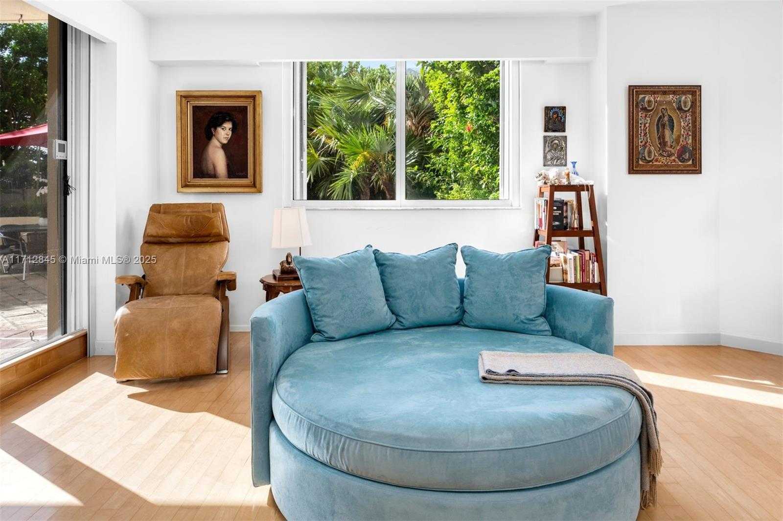 Small Image of 430 GRAND BAY DR #101, Key Biscayne Number 21