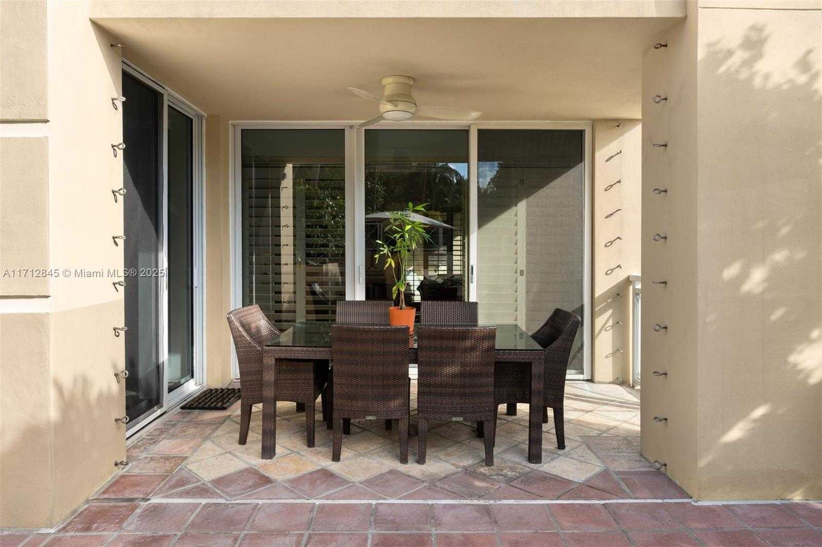 Small Image of 430 GRAND BAY DR #101, Key Biscayne Number 33
