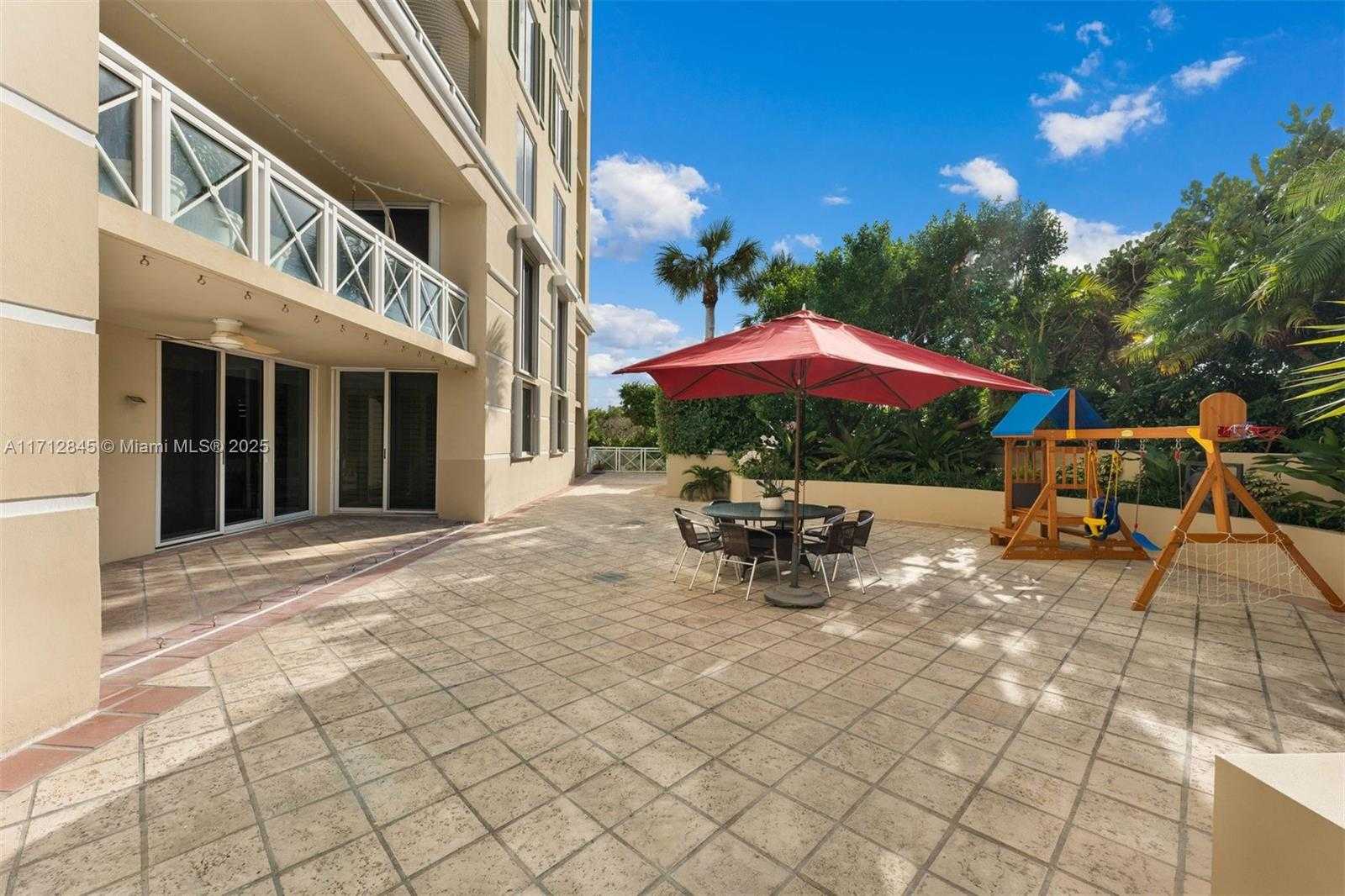 Small Image of 430 GRAND BAY DR #101, Key Biscayne Number 34