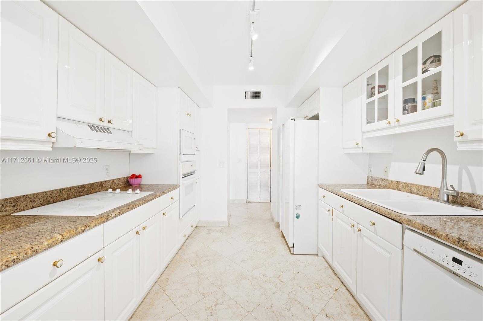 Small Image of 8925 COLLINS AVE #3B, Surfside Number 22
