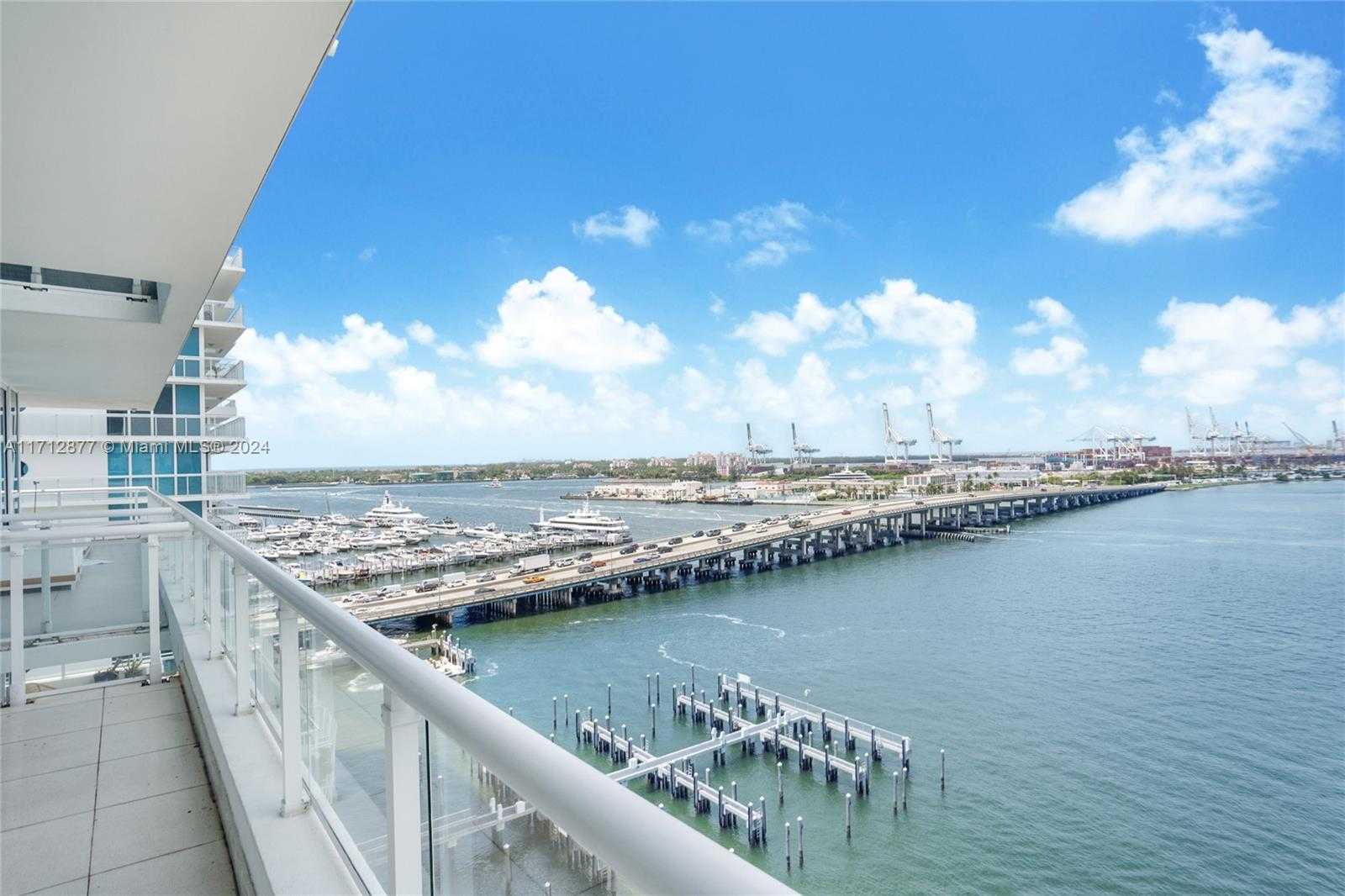 Small Image of 540 WEST AVE #1112, Miami Beach Number 3