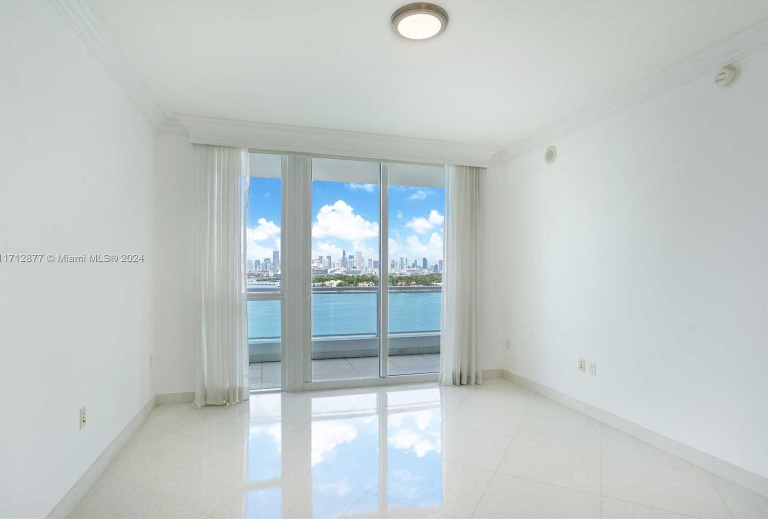 Small Image of 540 WEST AVE #1112, Miami Beach Number 7