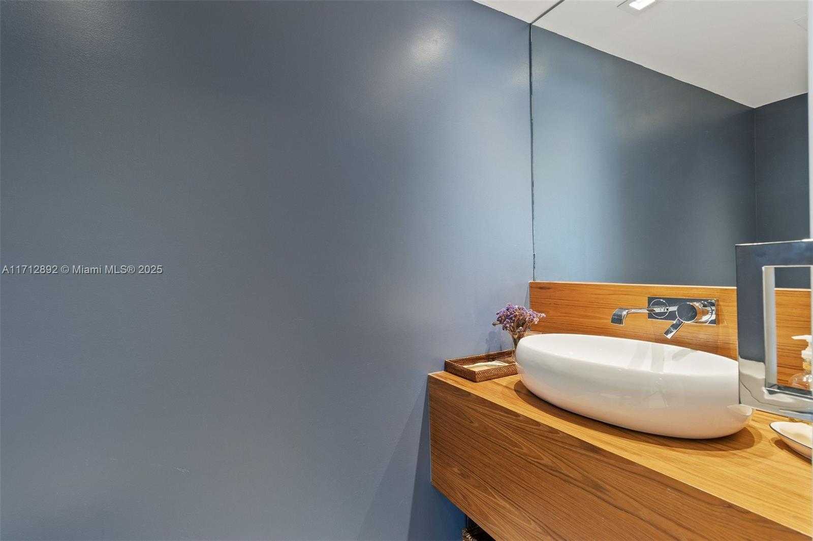 Small Image of 18671 COLLINS AVE #1602, Sunny Isles Beach Number 21