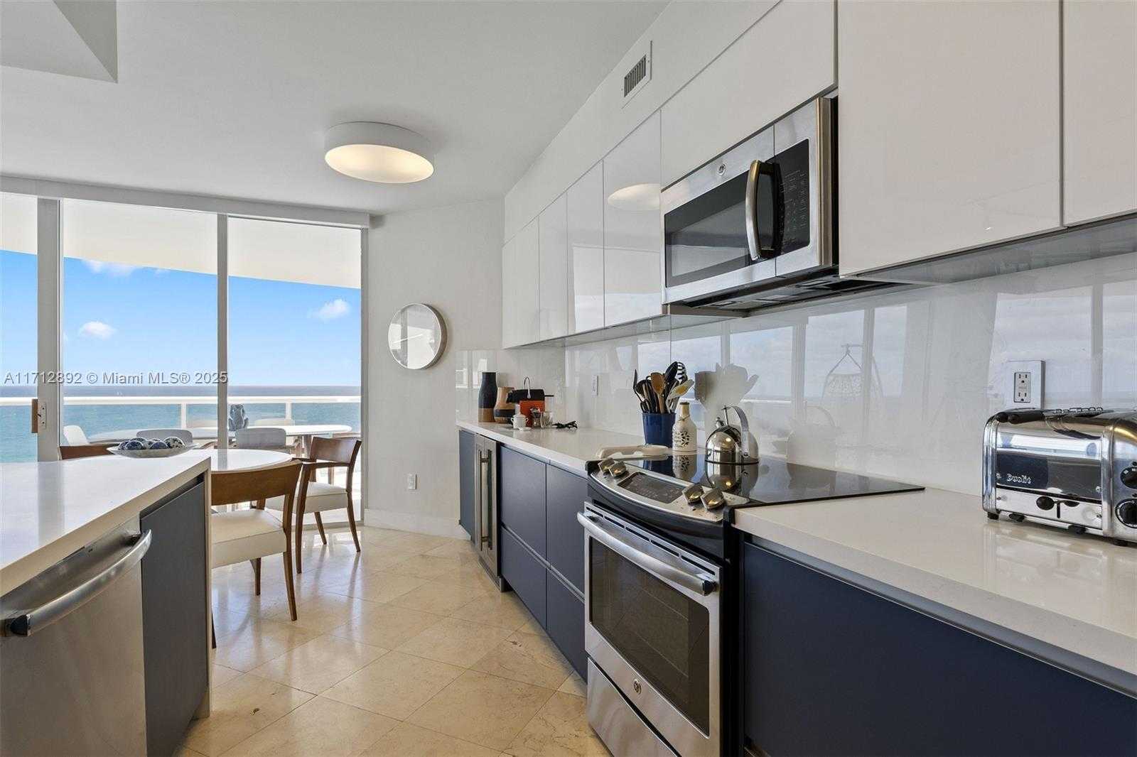 Small Image of 18671 COLLINS AVE #1602, Sunny Isles Beach Number 9