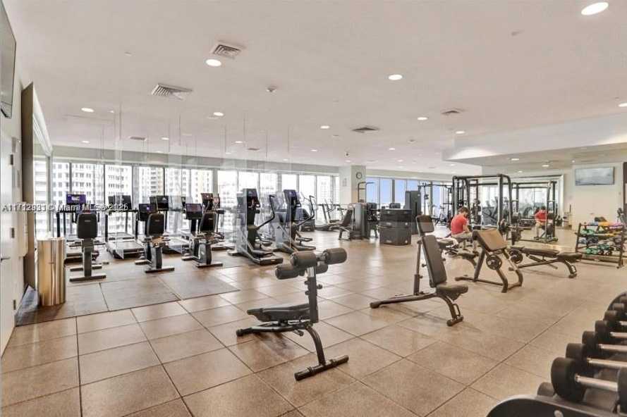 Small Image of 495 BRICKELL AVE #BAY407, Miami Number 15