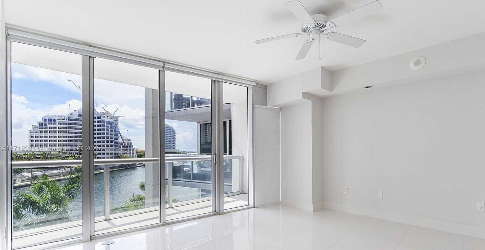 Small Image of 495 BRICKELL AVE #BAY407, Miami Number 7