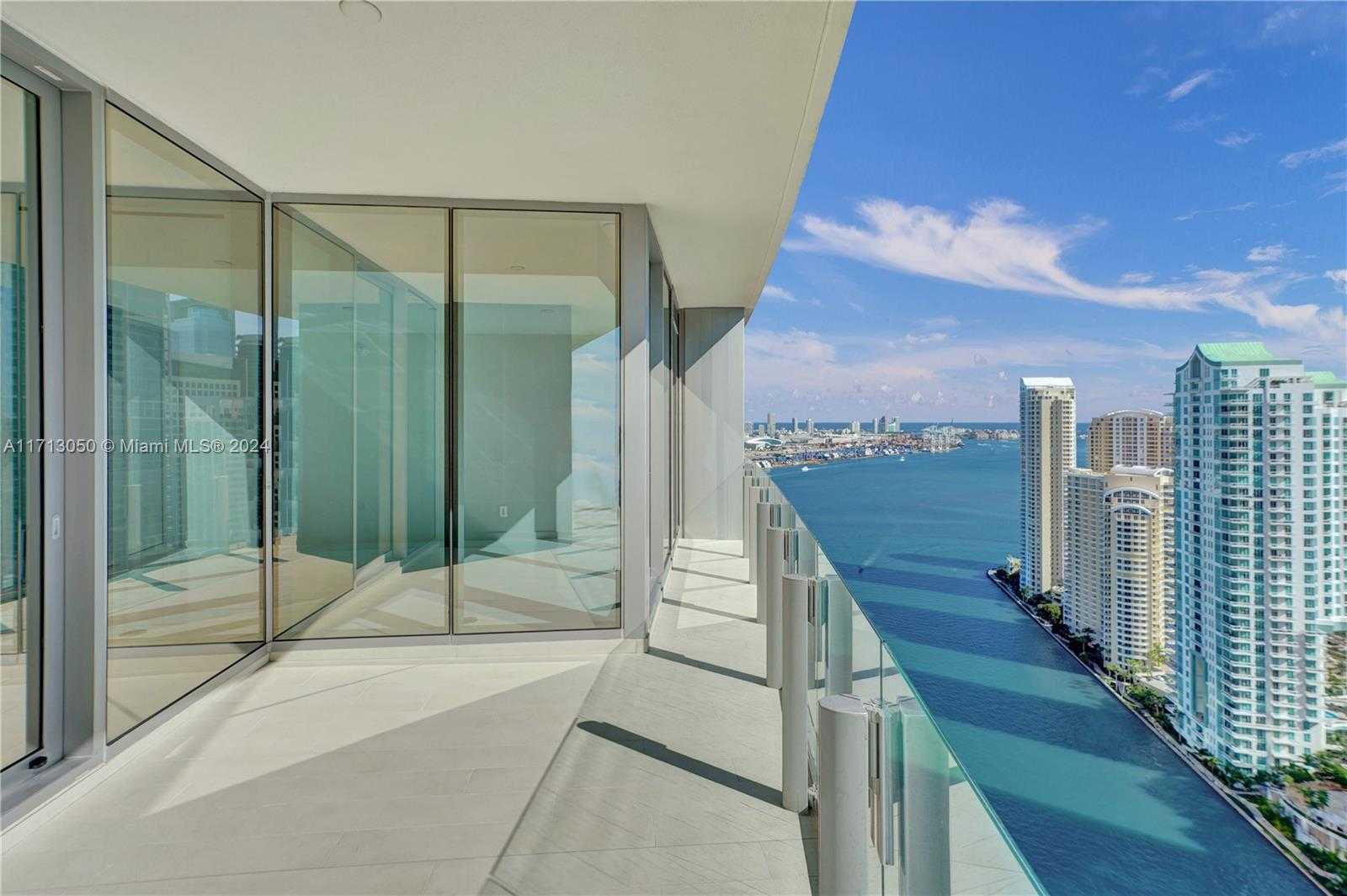 Small Image of 300 BISCAYNE BLVD WAY #3605, Miami Number 48