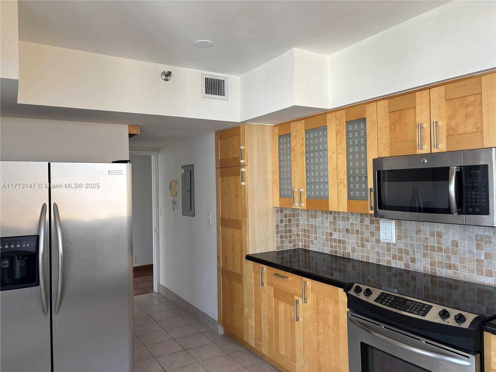 Small Image of 1541 BRICKELL AVE #C2705, Miami Number 10