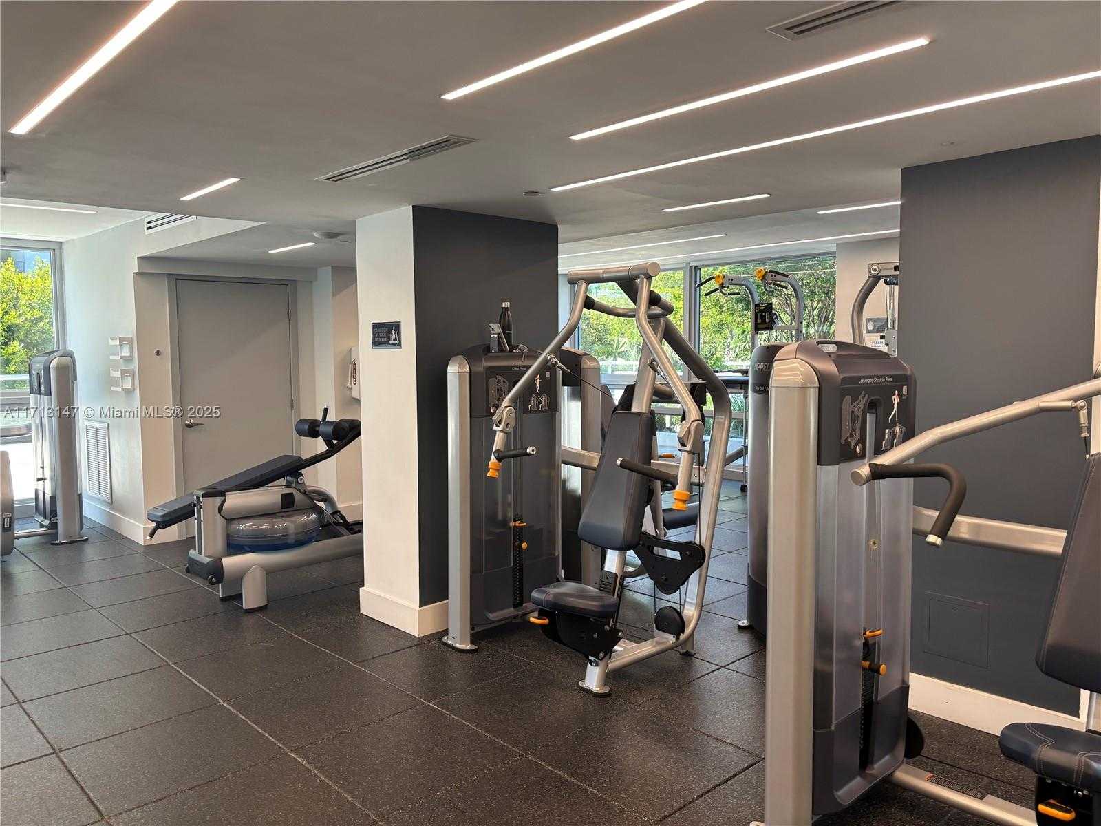 Small Image of 1541 BRICKELL AVE #C2705, Miami Number 16