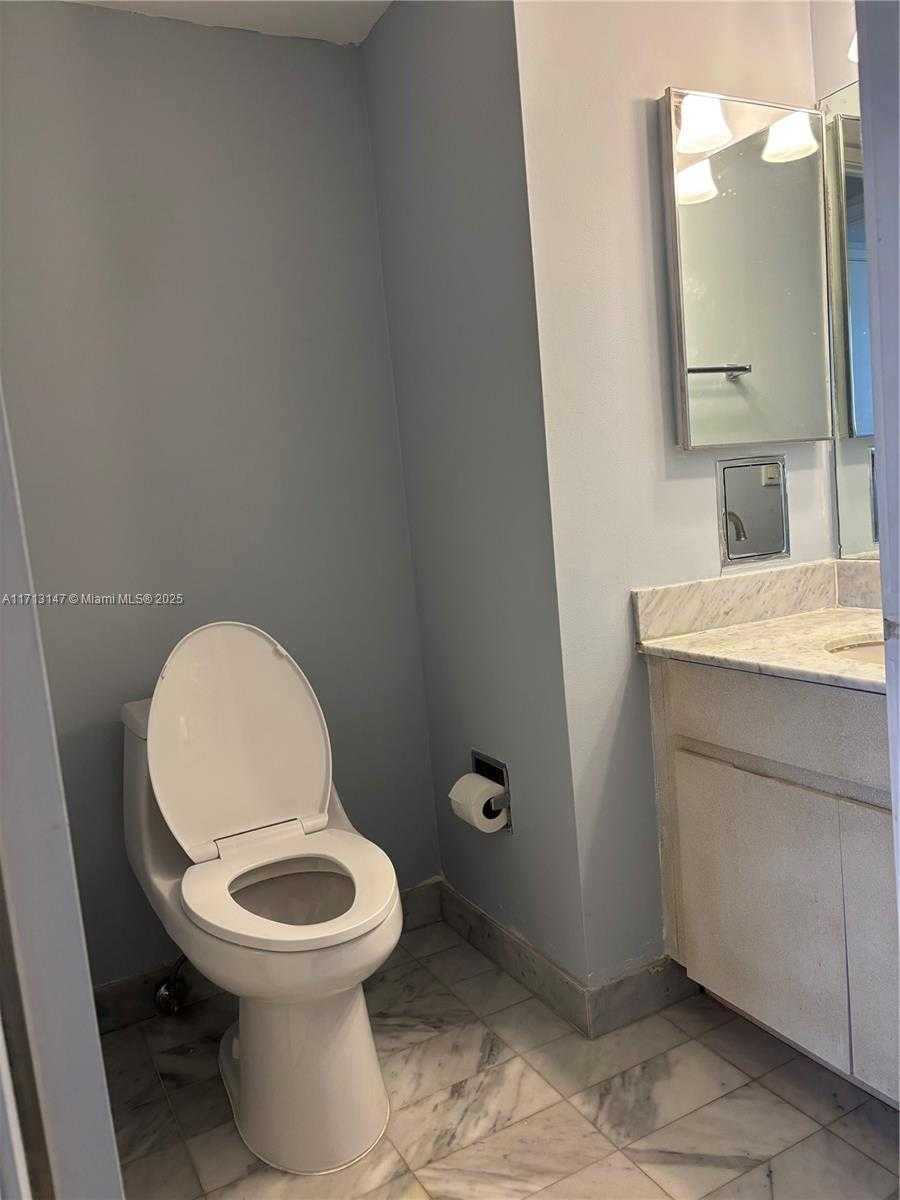Small Image of 1541 BRICKELL AVE #C2705, Miami Number 9