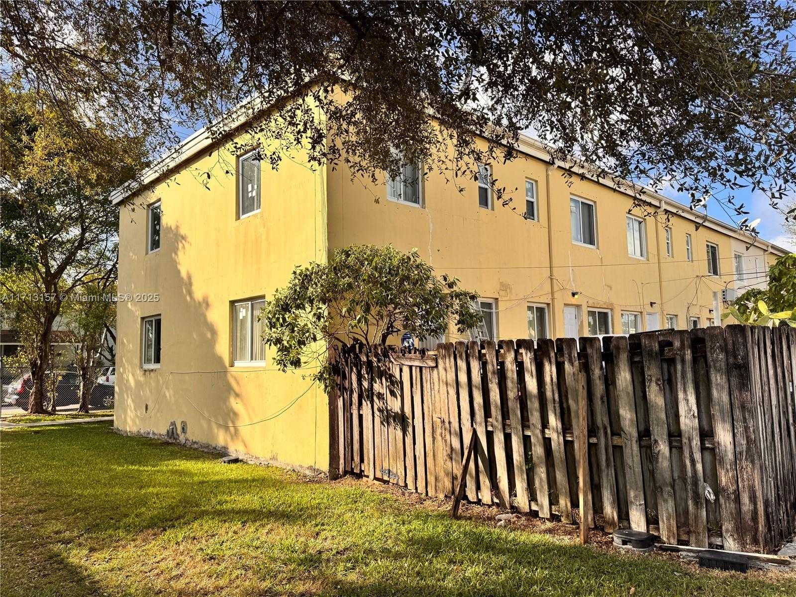 Small Image of 8315 NORTH WEST 5TH AVE #8315, Miami Number 22