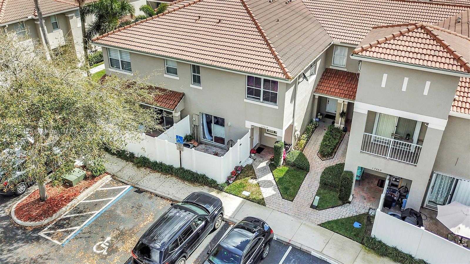 Small Image of 12654 SOUTH WEST 54TH ST, Miramar Number 27