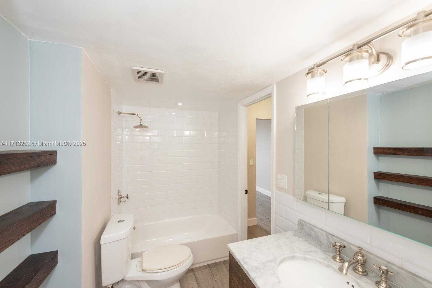 Small Image of 3703 NORTH EAST 166 #306, North Miami Beach Number 16