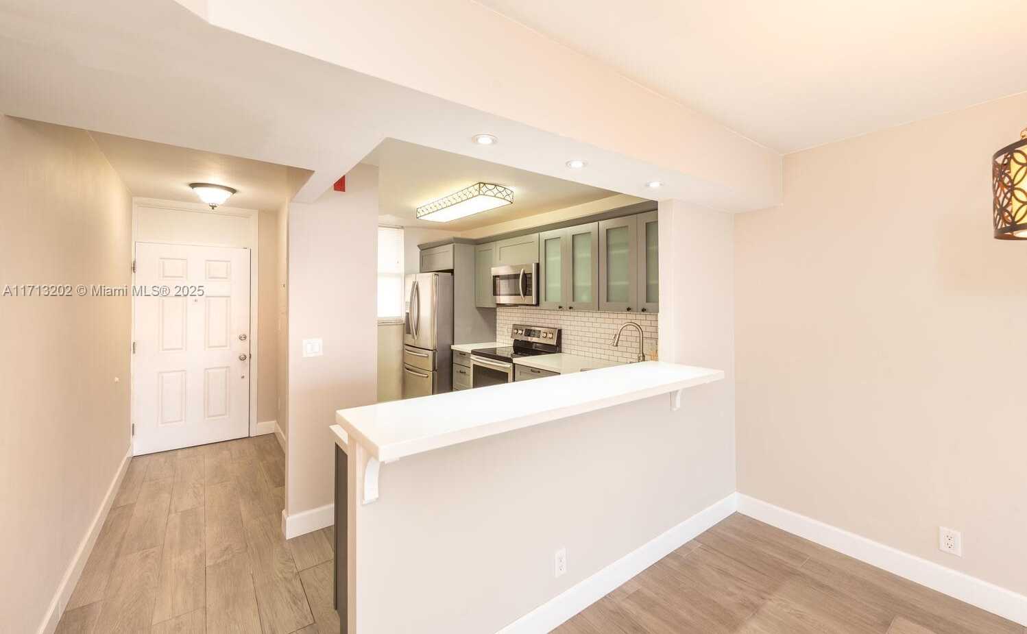 Small Image of 3703 NORTH EAST 166 #306, North Miami Beach Number 18