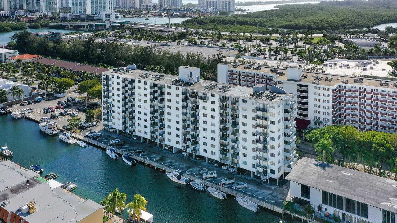 Small Image of 3703 NORTH EAST 166 #306, North Miami Beach Number 31