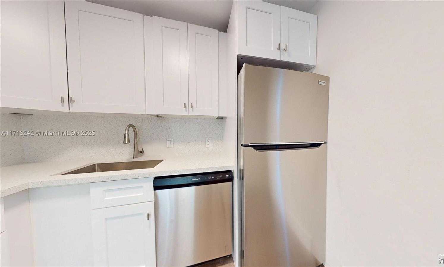 Small Image of 20500 WEST COUNTRY CLUB DR #509, Aventura Number 16