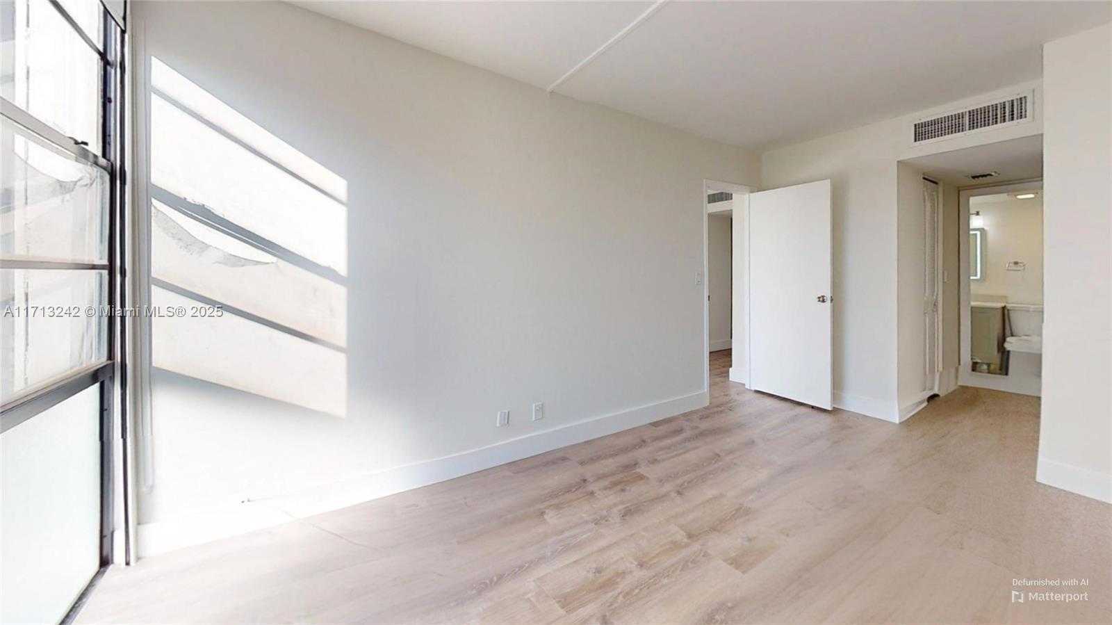 Small Image of 20500 WEST COUNTRY CLUB DR #509, Aventura Number 19