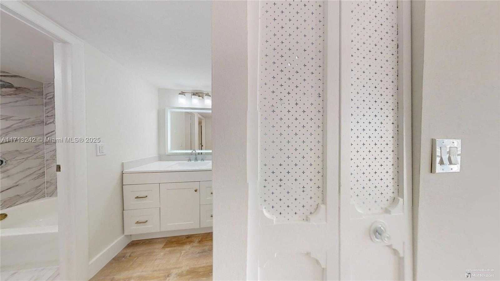 Small Image of 20500 WEST COUNTRY CLUB DR #509, Aventura Number 22