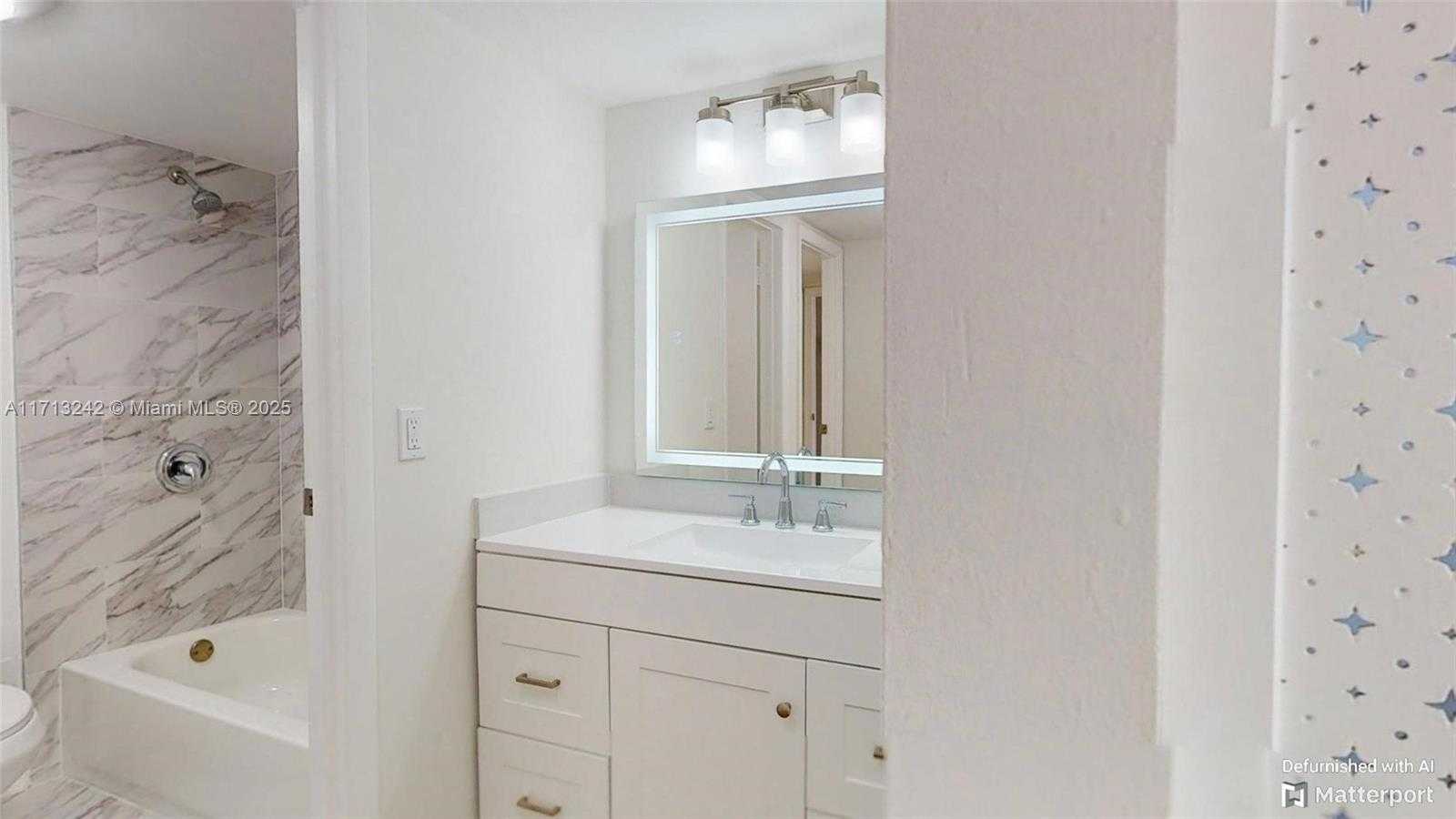 Small Image of 20500 WEST COUNTRY CLUB DR #509, Aventura Number 24