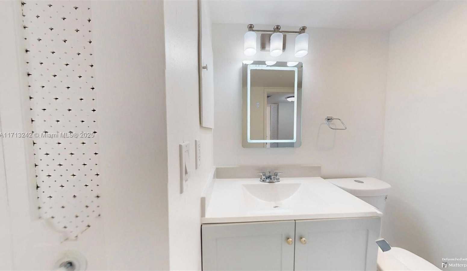 Small Image of 20500 WEST COUNTRY CLUB DR #509, Aventura Number 26