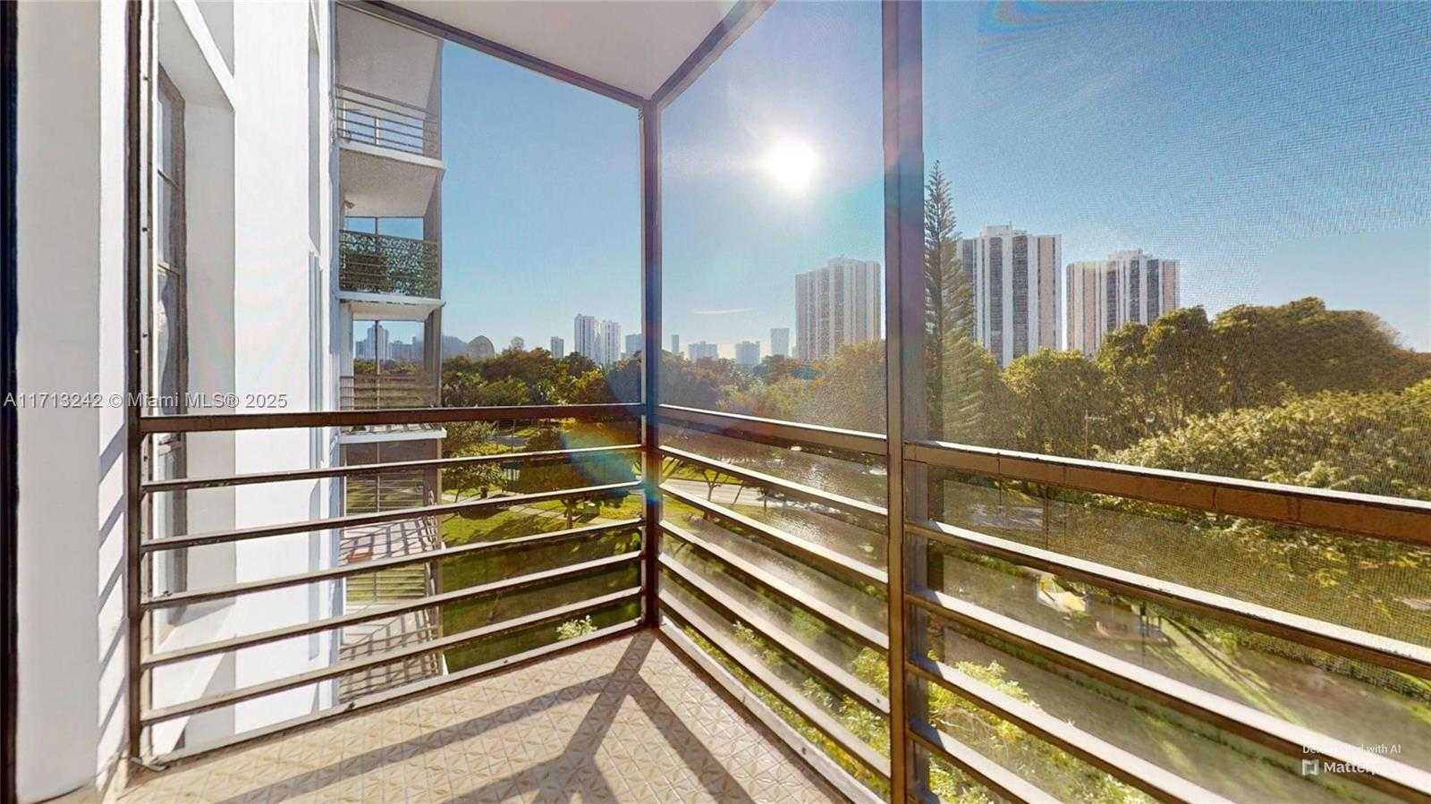 Small Image of 20500 WEST COUNTRY CLUB DR #509, Aventura Number 39
