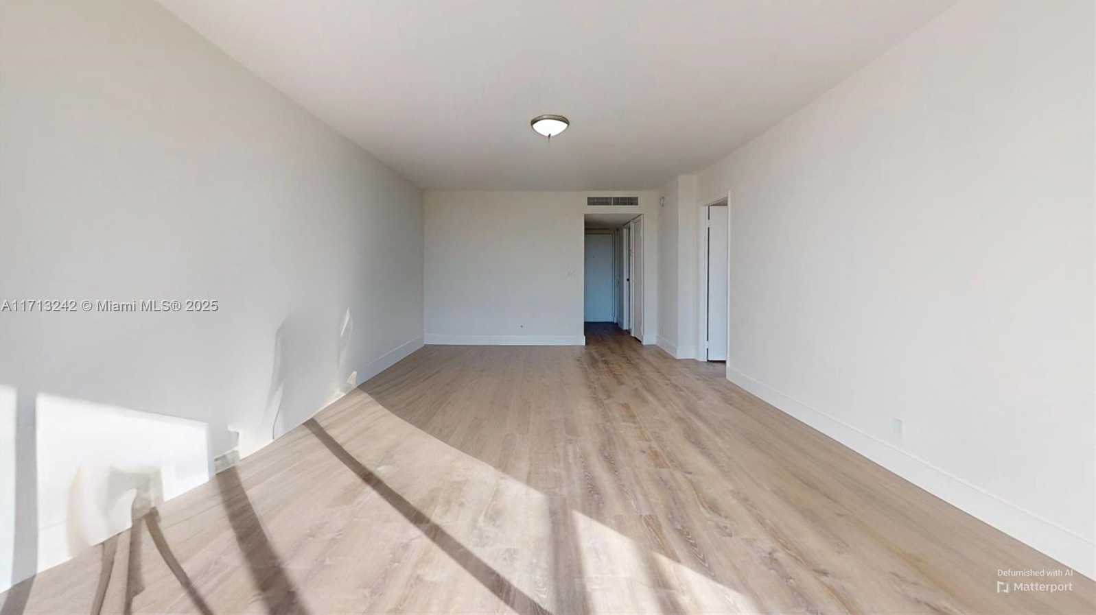 Small Image of 20500 WEST COUNTRY CLUB DR #509, Aventura Number 5