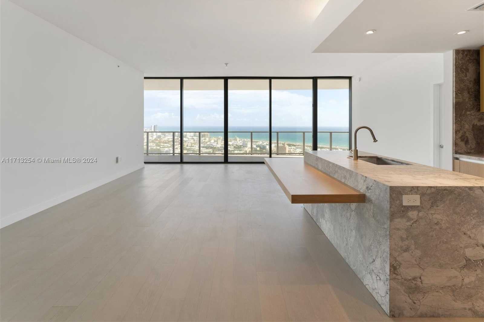 Small Image of 500 ALTON RD #3905, Miami Beach Number 13