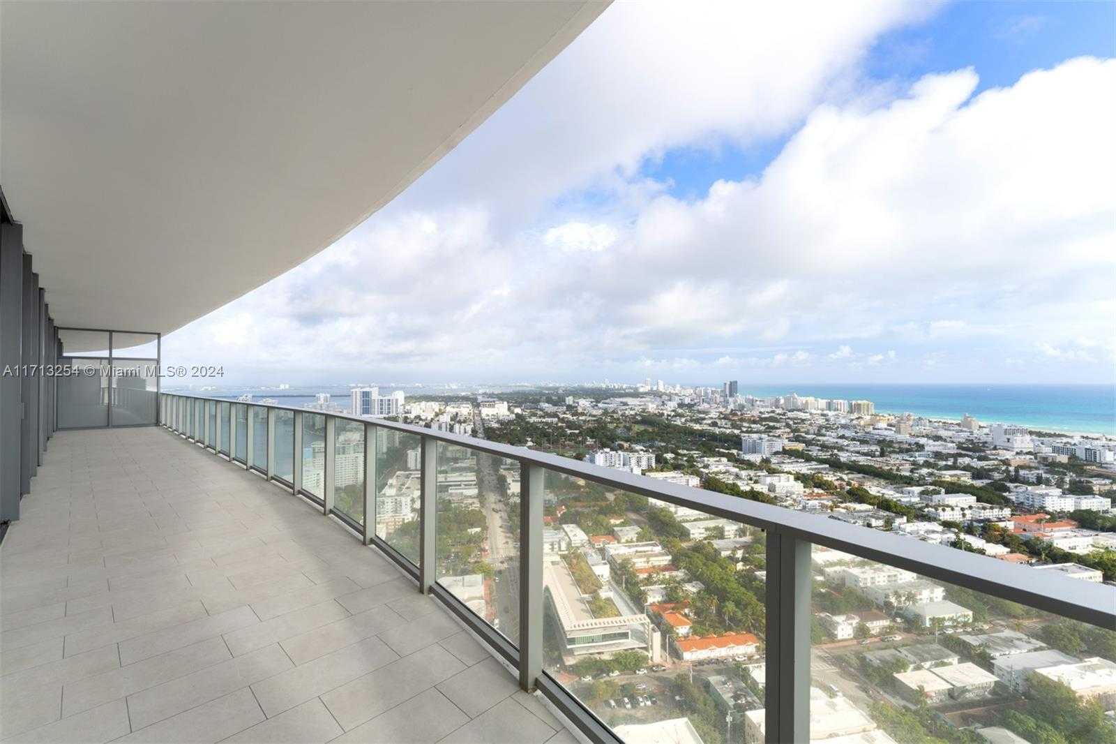 Small Image of 500 ALTON RD #3905, Miami Beach Number 14
