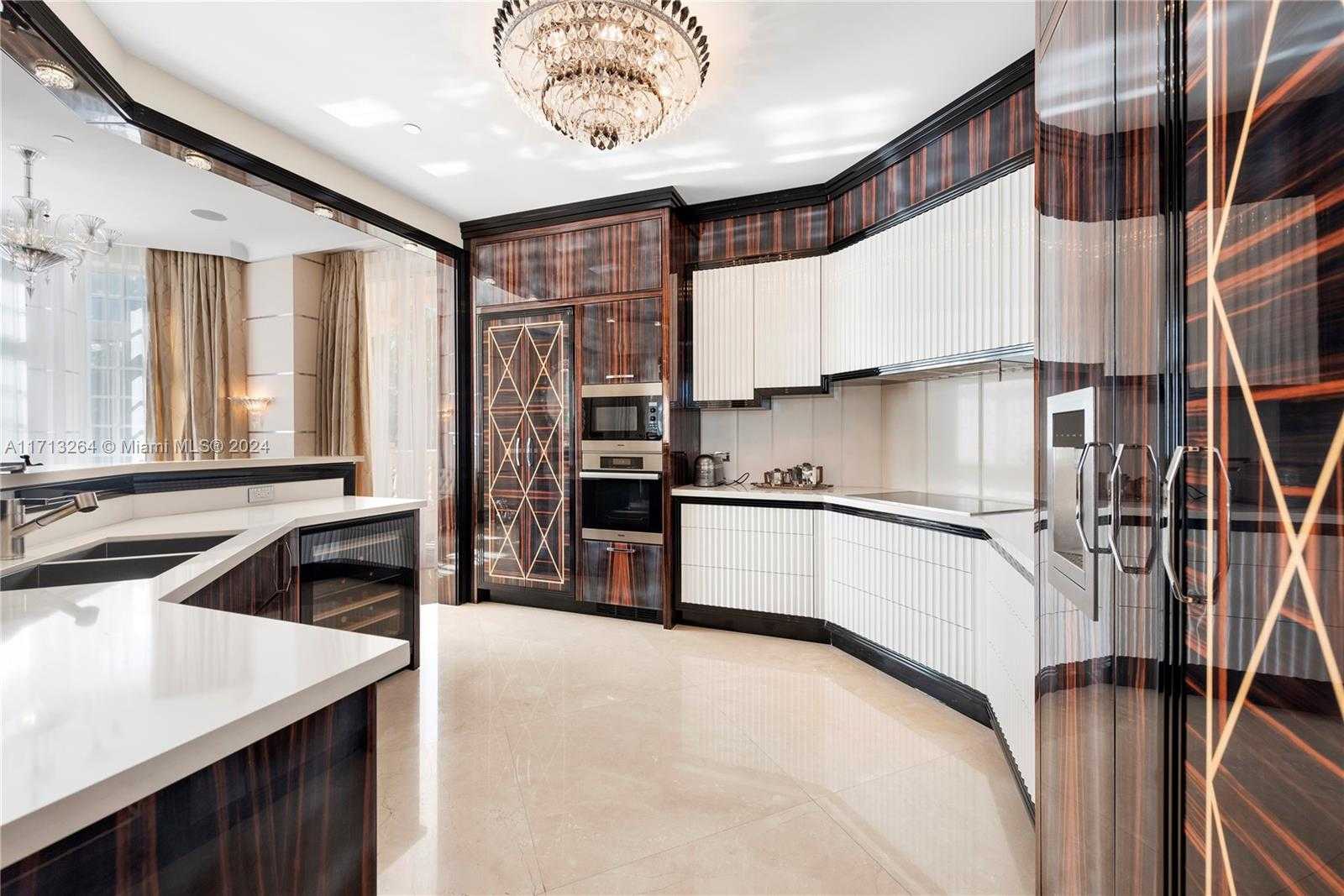 Small Image of 7112 FISHER ISLAND DR #7112, Miami Beach Number 11