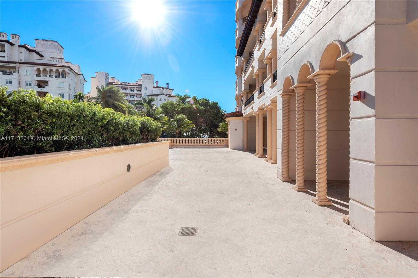 Small Image of 7112 FISHER ISLAND DR #7112, Miami Beach Number 43