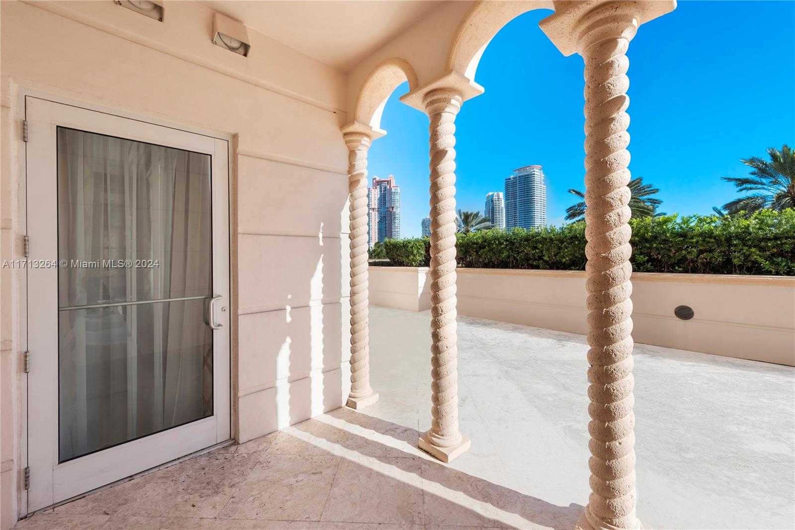 Small Image of 7112 FISHER ISLAND DR #7112, Miami Beach Number 44