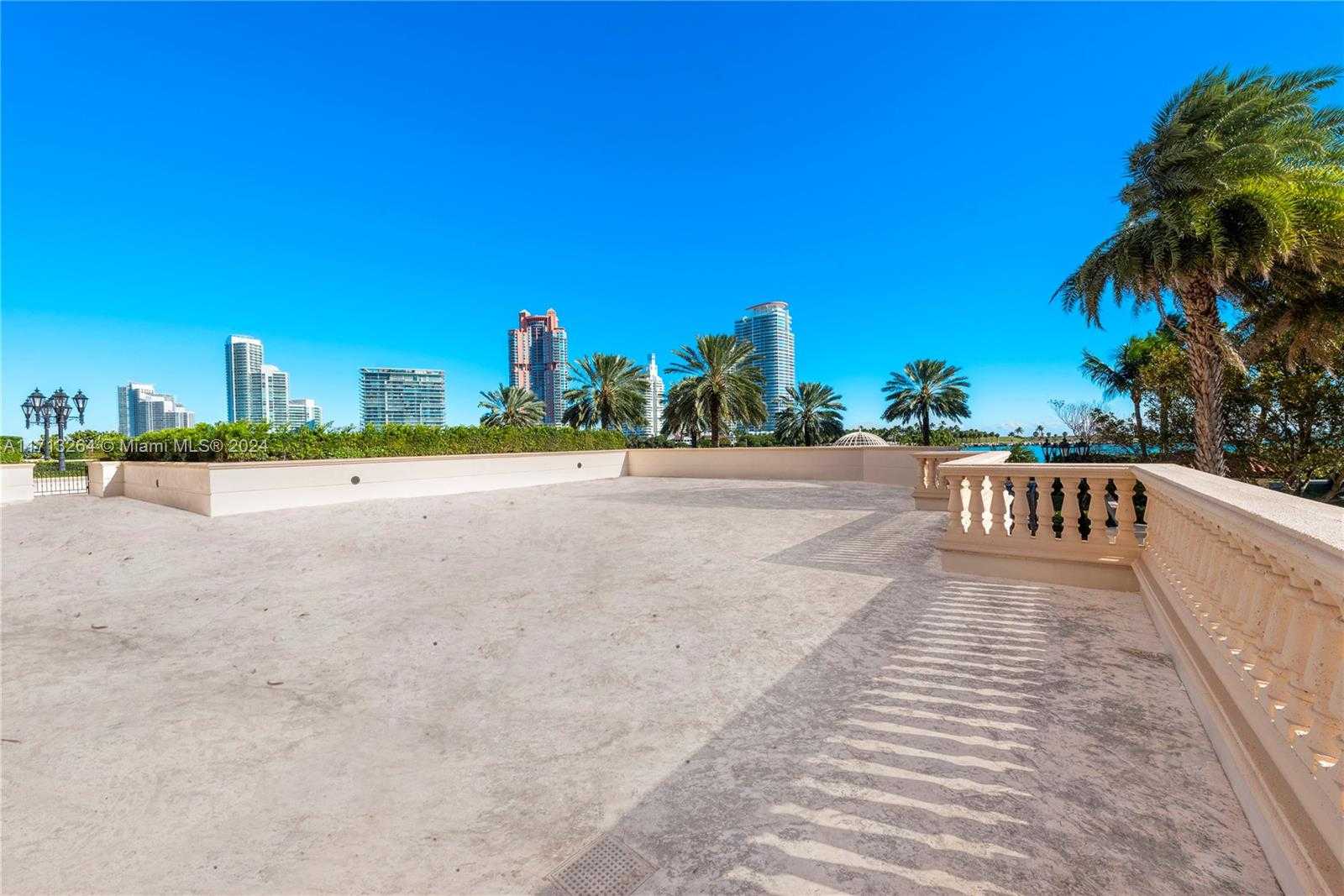 Small Image of 7112 FISHER ISLAND DR #7112, Miami Beach Number 46