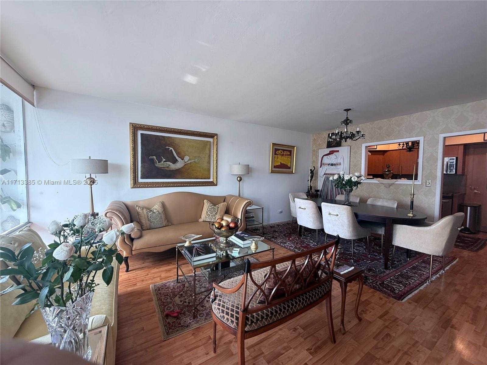 Small Image of 1408 BRICKELL BAY DR #303, Miami Number 11