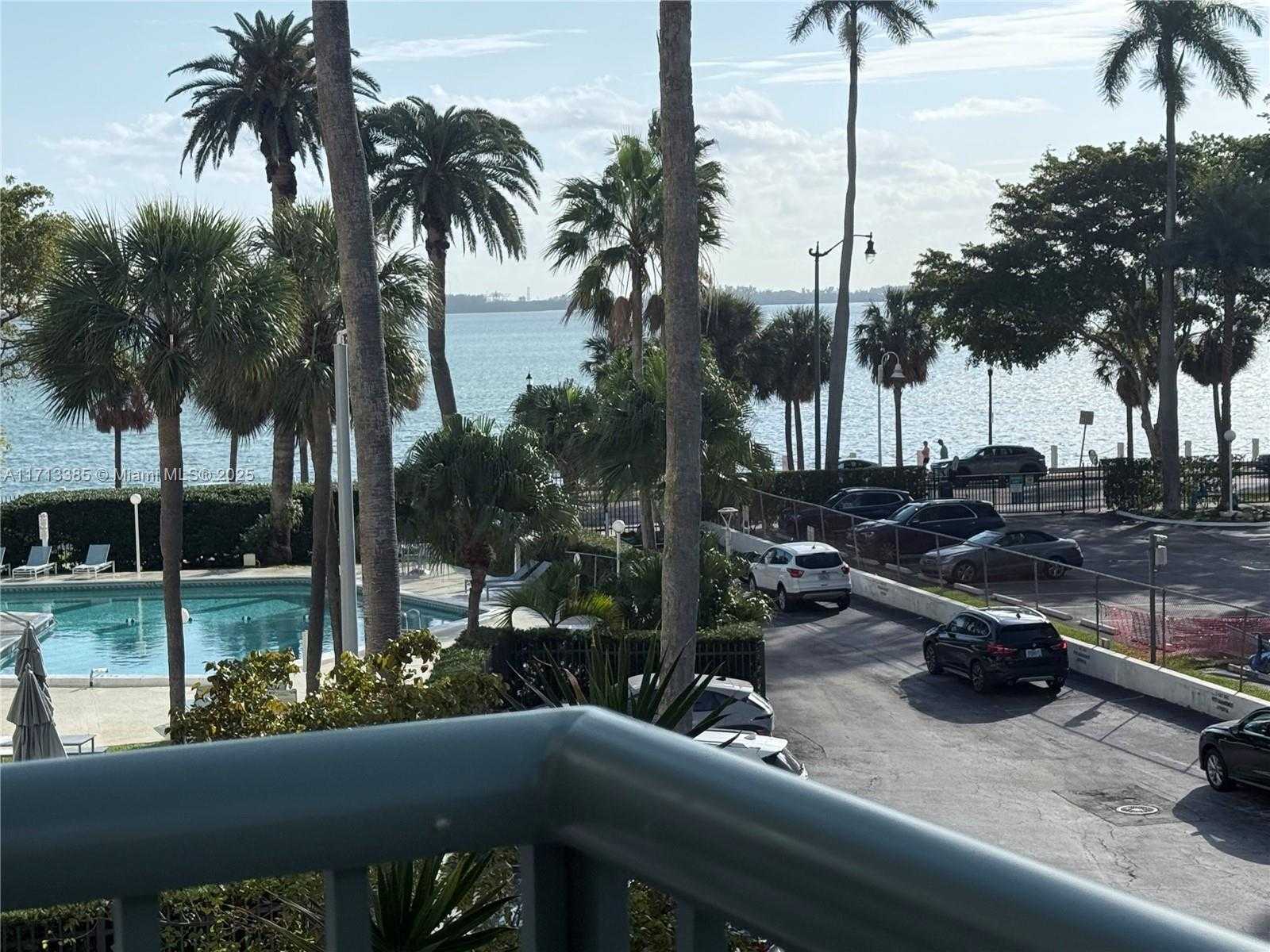 Small Image of 1408 BRICKELL BAY DR #303, Miami Number 26