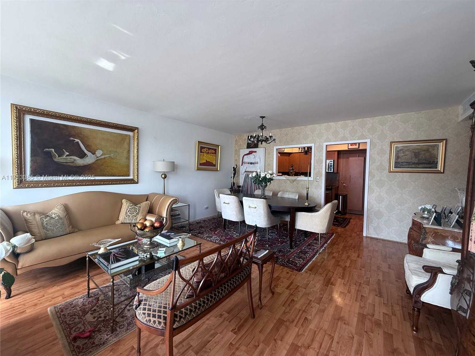 Small Image of 1408 BRICKELL BAY DR #303, Miami Number 8