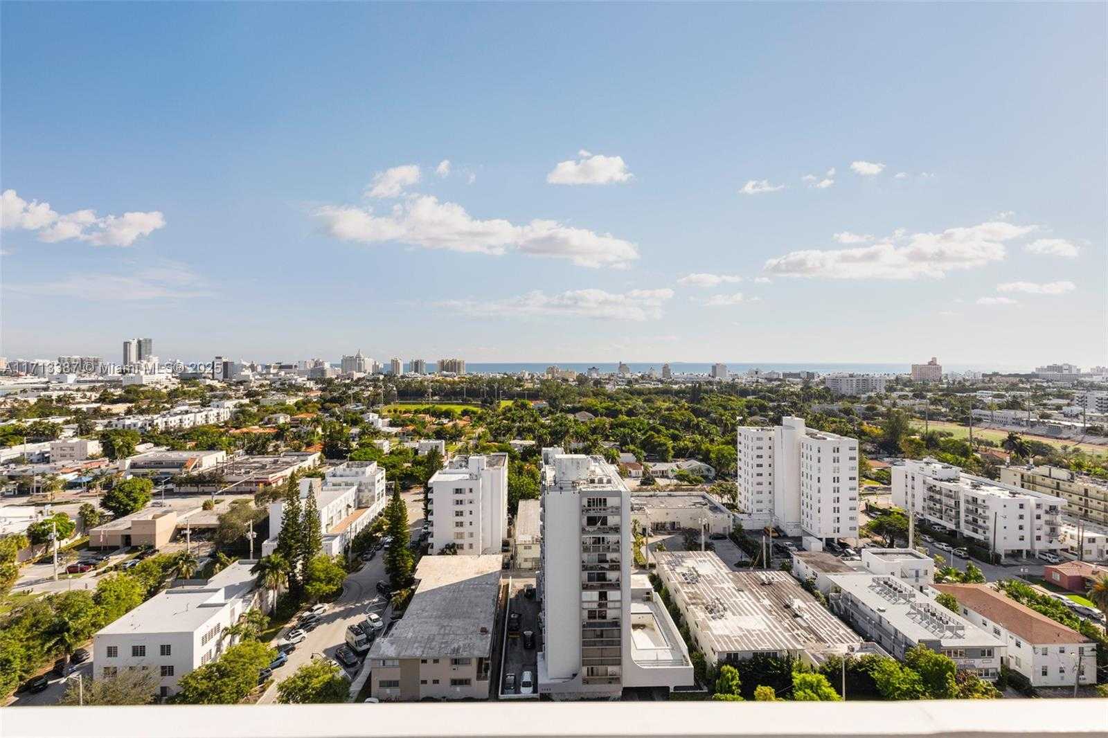 Small Image of 1330 WEST AVE #1813, Miami Beach Number 43