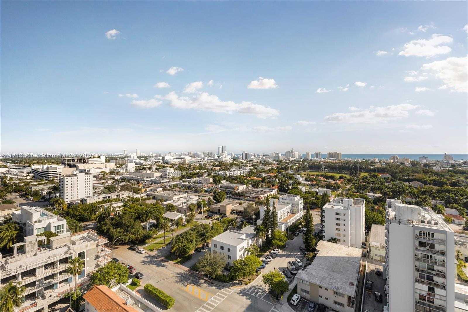 Small Image of 1330 WEST AVE #1813, Miami Beach Number 44