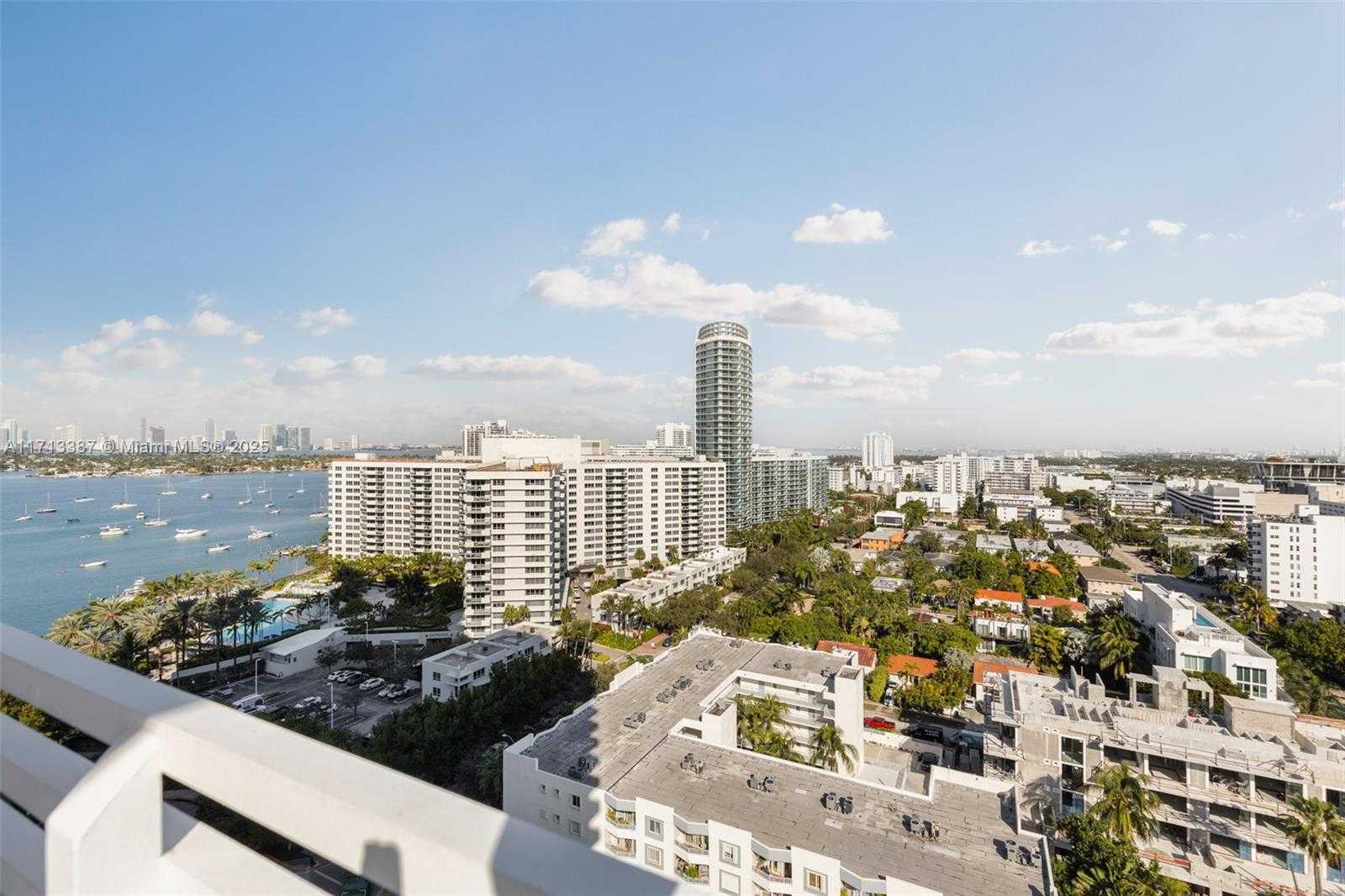 Small Image of 1330 WEST AVE #1813, Miami Beach Number 46