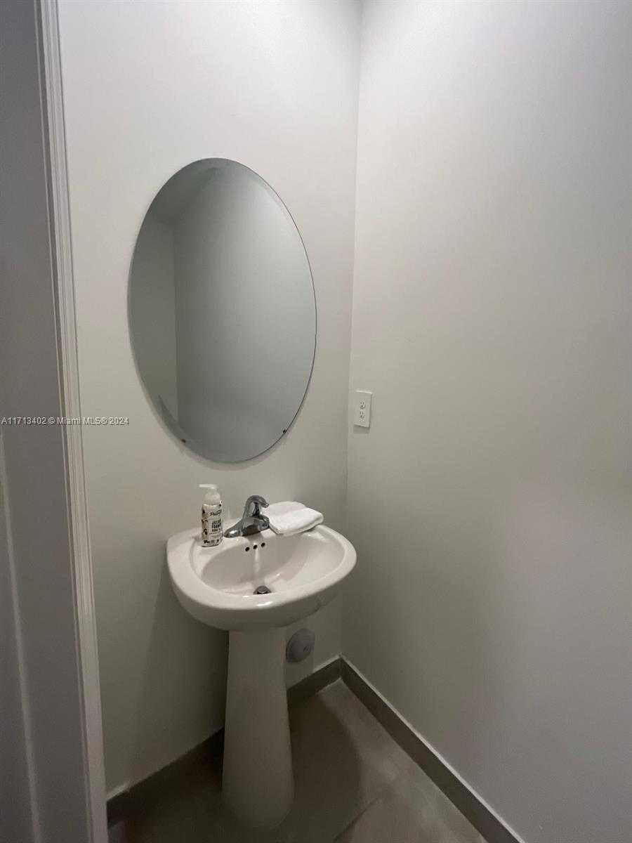 Small Image of 24687 SOUTH WEST 119TH PL, Homestead Number 12