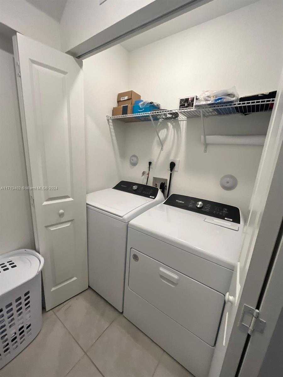 Small Image of 24687 SOUTH WEST 119TH PL, Homestead Number 13