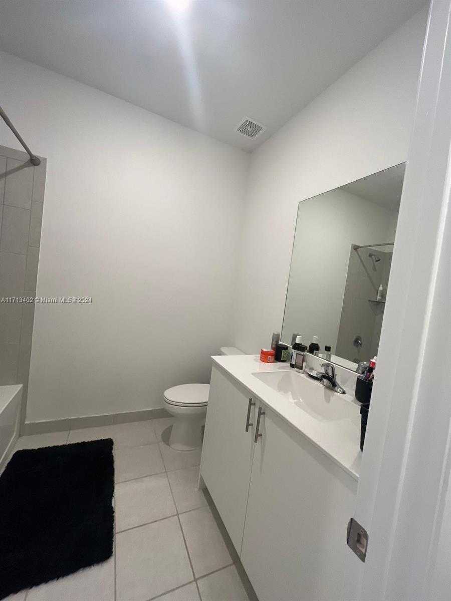 Small Image of 24687 SOUTH WEST 119TH PL, Homestead Number 21