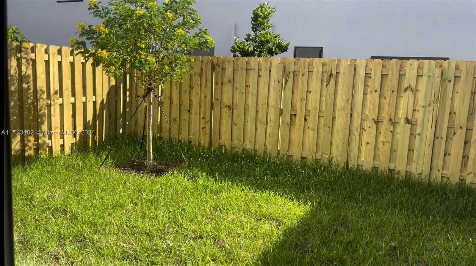 Small Image of 24687 SOUTH WEST 119TH PL, Homestead Number 23
