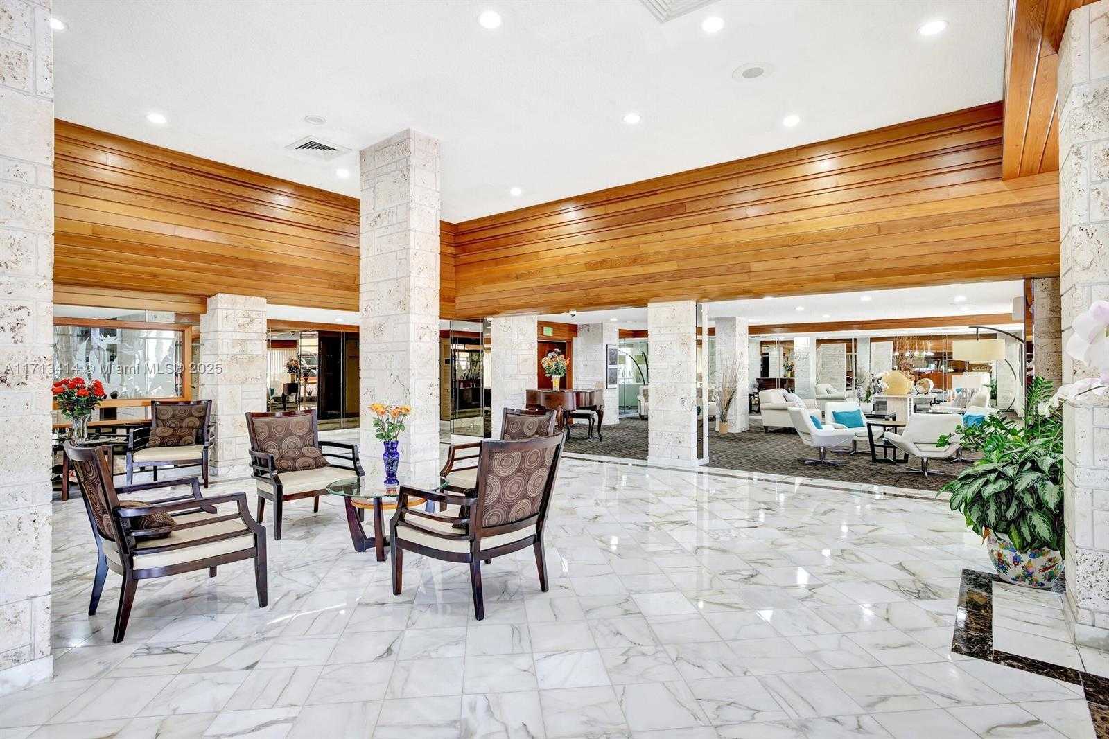 Small Image of 301 174 #2208, Sunny Isles Beach Number 25